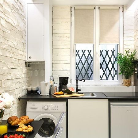 Lovely Place In A Quiet Area Between Invalides Et Eiffel Tower Apartment Paris Bagian luar foto