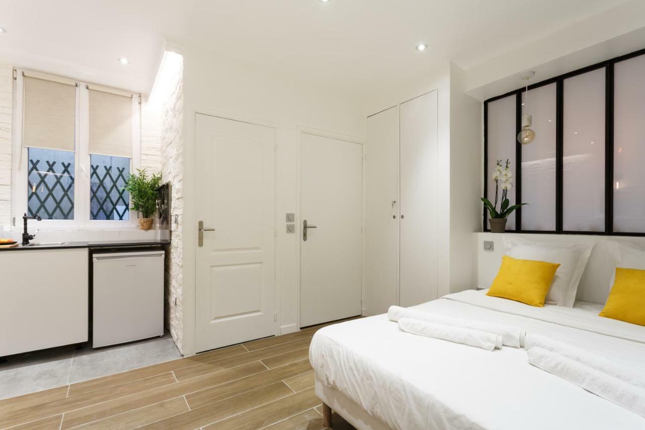 Lovely Place In A Quiet Area Between Invalides Et Eiffel Tower Apartment Paris Bagian luar foto